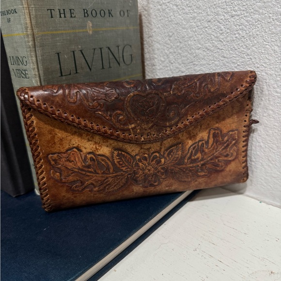 Vintage Brown Leather tooled wallet horse Clutch - Picture 2 of 7